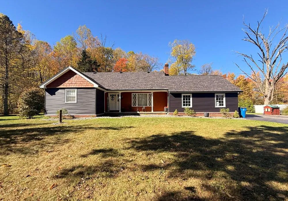 1056-siding-after-1920w